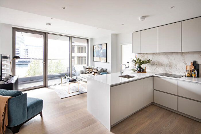 1 Bedroom Apartment To Rent In Water Street, London, E14