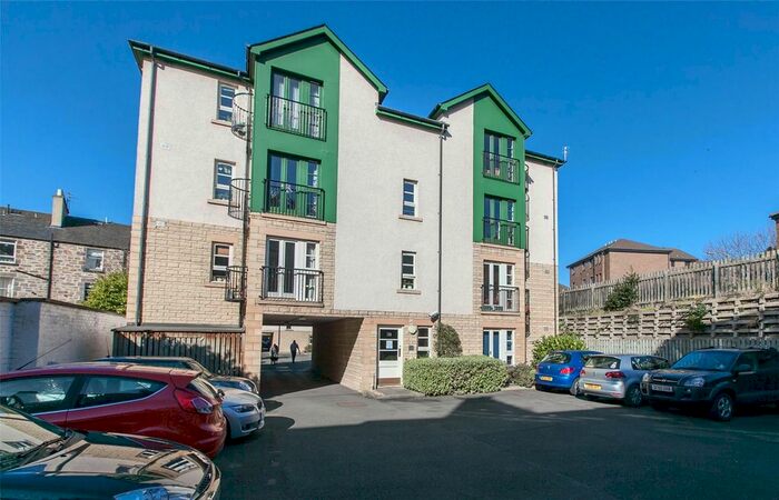 2 Bedroom Flat To Rent In Warriston Road, Edinburgh, EH3