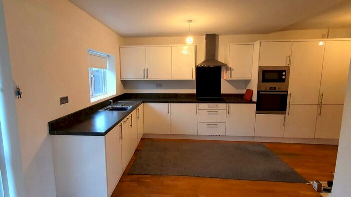 3 Bedroom End Of Terrace House To Rent In Avondale, Swinton, M6