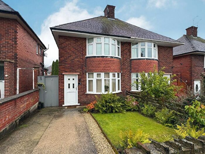 2 Bedroom Semi-Detached House To Rent In Brookbank Avenue, Chesterfield, S40