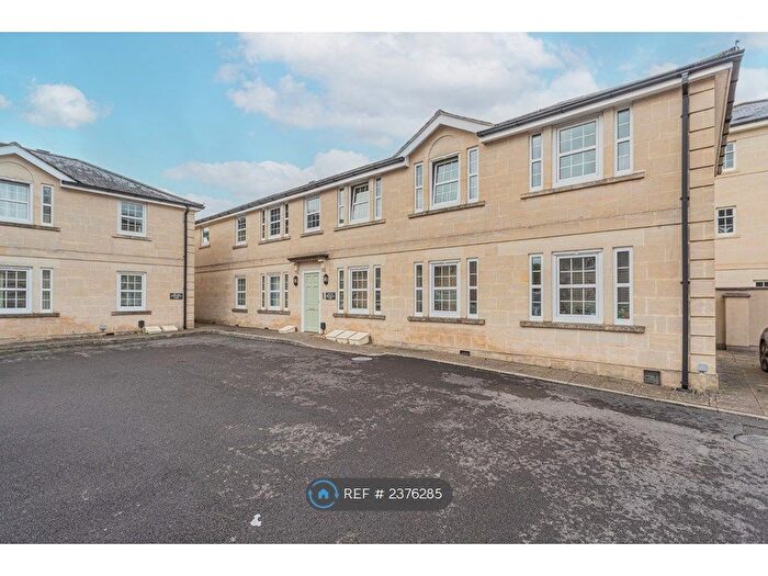 2 Bedroom Flat To Rent In Horstmann Close, Bath, BA1