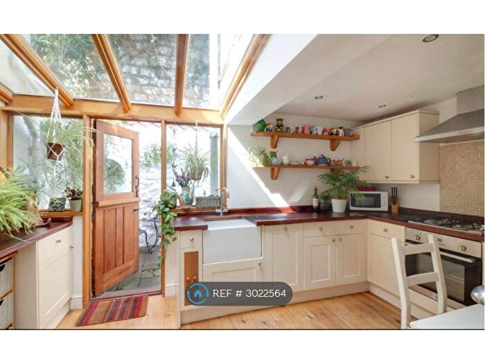 2 Bedroom Terraced House To Rent In Rossini Cottages, Bath, BA1