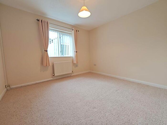 2 Bedroom Detached Bungalow For Sale In The Island, Anthorn, Wigton, CA7 - Photo 10