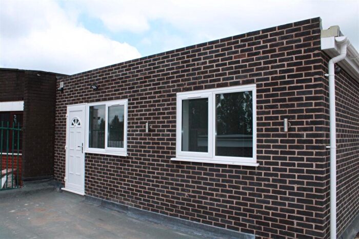 2 Bedroom Flat To Rent In Walsall Road, West Bromwich, B71