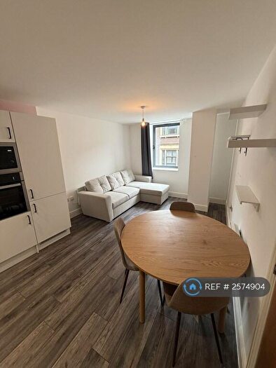 2 Bedroom Flat To Rent In Queens House, Sheffield, S1