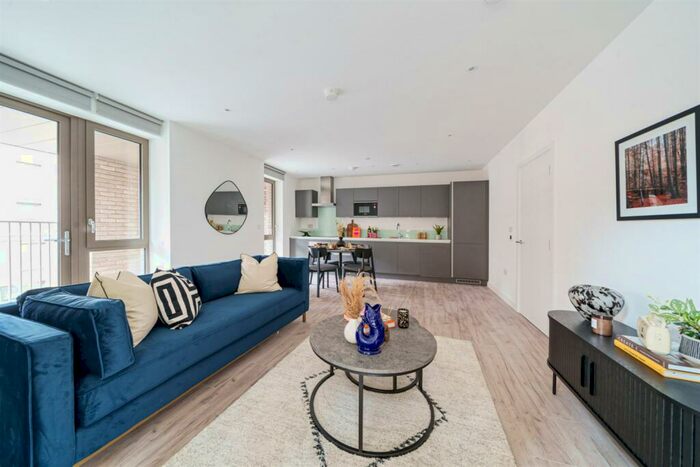 1 Bedroom Apartment To Rent In Bed, Th Floor, Ouse, Refinery House In Anchors Point, E16