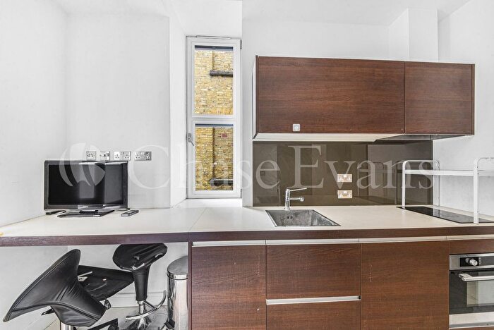 1 Bedroom Flat To Rent In Judd Street, Camden, London, WC1H