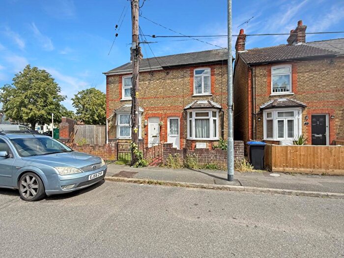 2 Bedroom Semi-Detached House For Sale In Grenville Road, Braintree, CM7