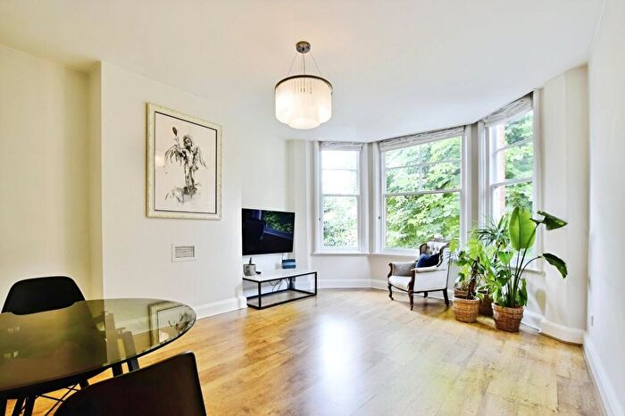 2 Bedroom Apartment To Rent In Old Lansdowne Road, Manchester, Greater Manchester, M20