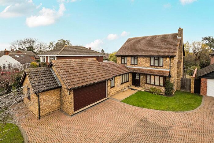 4 Bedroom Detached House For Sale In Luton Road, Wilstead, MK45