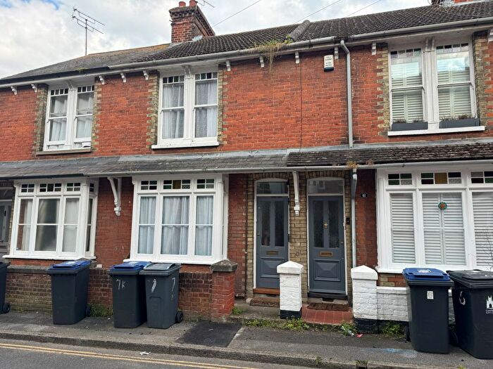 3 Bedroom Property To Rent In Kirbys Lane, Canterbury, CT2