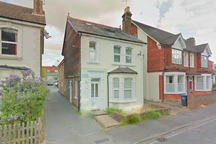 1 Bedroom Maisonette To Rent In St. James Road, East Grinstead, West Sussex., RH19