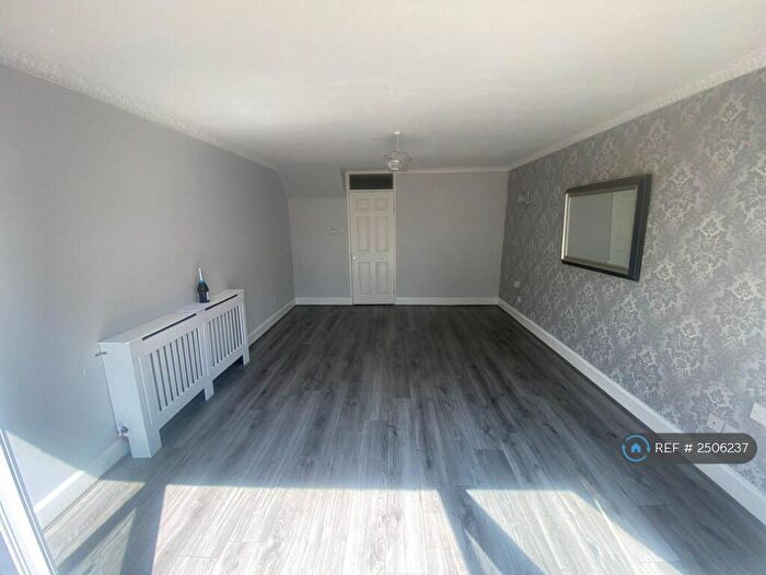 2 Bedroom Terraced House To Rent In Cambusdoon Place, Kilwinning, KA13