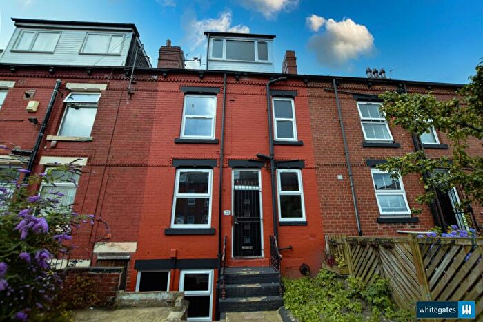 2 Bedroom Terraced House To Rent In Westbourne Avenue, Leeds, West Yorkshire, LS11