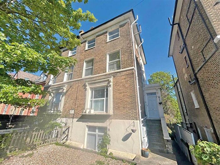 1 Bedroom Flat For Sale In Oakfield Road, London, SE20