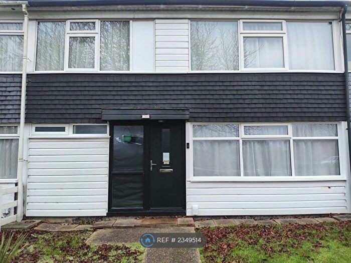 3 Bedroom Terraced House To Rent In Queensway, Wellingborough, NN8