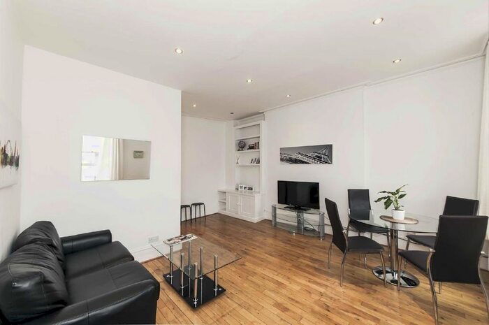 2 Bedroom Flat To Rent In Warwick Road, London, SW5