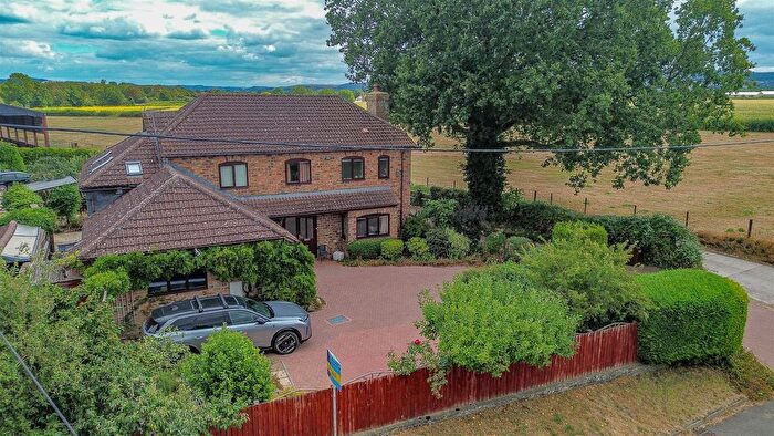 4 Bedroom Detached House For Sale In St. Johns Road, Slimbridge, Gloucester, GL2