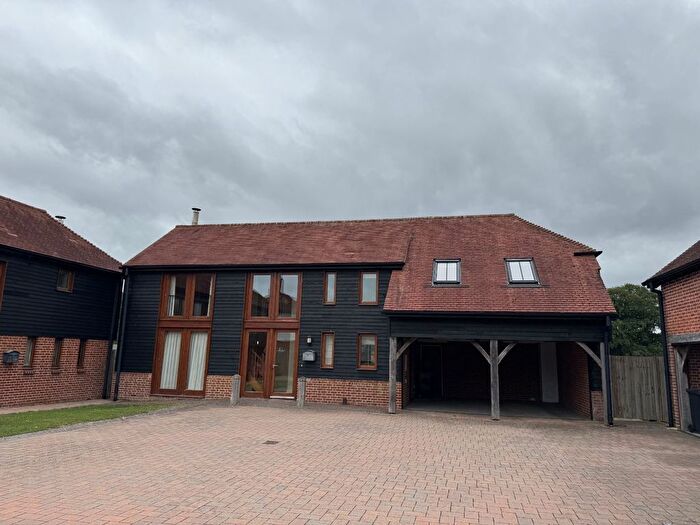 4 Bedroom Detached House To Rent In Stockcross, Newbury, Berkshire, RG20