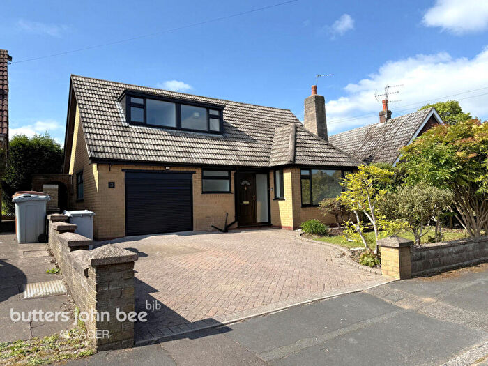 3 Bedroom Detached House For Sale In Meadow Way, Church Lawton, ST7