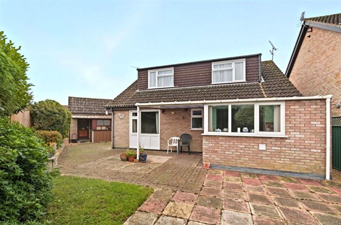 4 Bedroom Detached Bungalow For Sale In Pursehouse Way, Diss, IP22