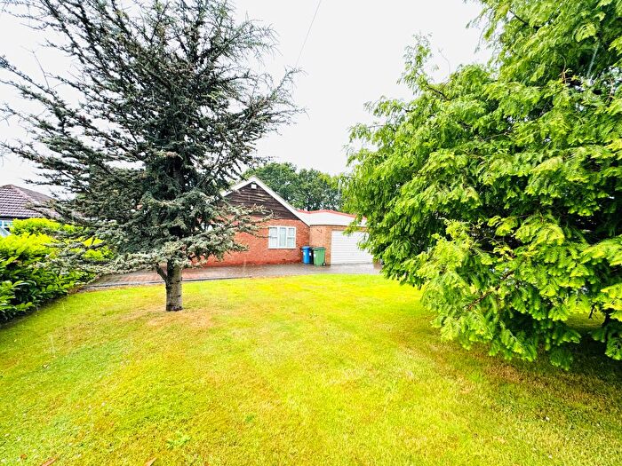 3 Bedroom Detached Bungalow To Rent In Overdale Road, Romiley, Stockport, SK6