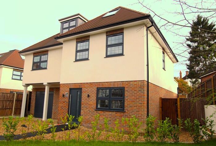 5 Bedroom Detached House To Rent In Pine Hill, Epsom, KT18