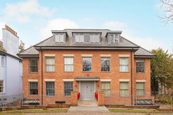 2 Bedroom Flat For Sale In Sydenham Hill, Sydenham, London, SE26