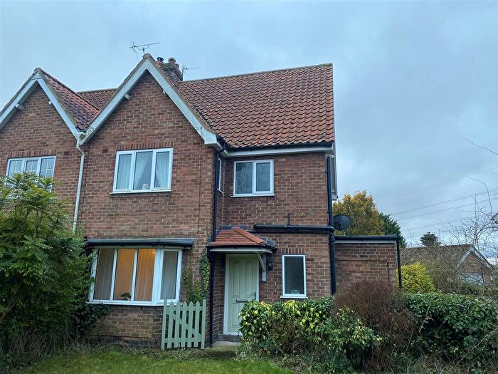3 Bedroom Semi-Detached House To Rent In The Crescent, Kexby, York, YO41