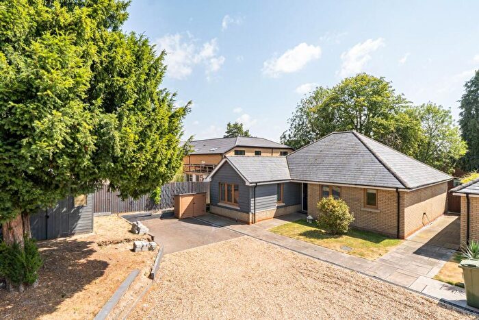3 Bedroom Bungalow For Sale In Arlesey Road, Stotfold, Hitchin, SG5