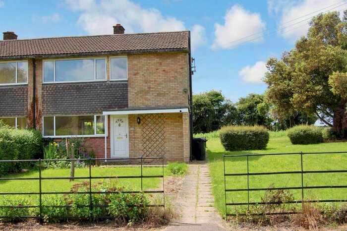 3 Bedroom Semi-Detached House To Rent In Bridge End Road, Grantham, NG32