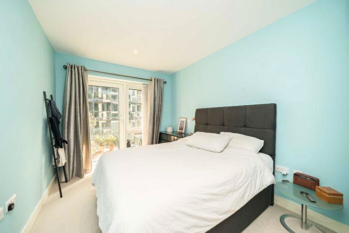 1 Bedroom Flat For Sale In Juniper Drive, Wandsworth, SW18