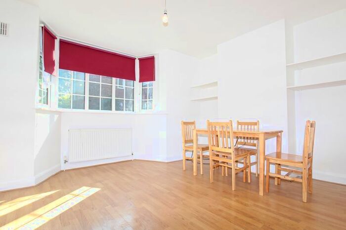2 Bedroom Flat To Rent In East End Road, London, N3
