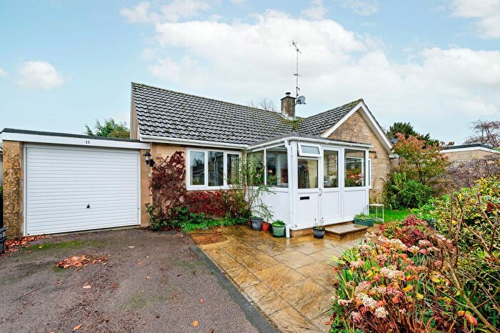 3 Bedroom Detached House For Sale In Jackson Road, Bledington, OX7