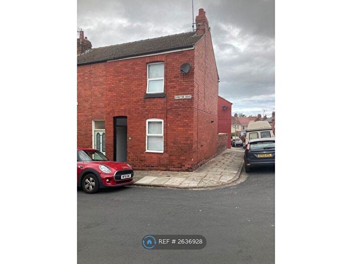 2 Bedroom End Of Terrace House To Rent In Kington Road, Wirral, CH48