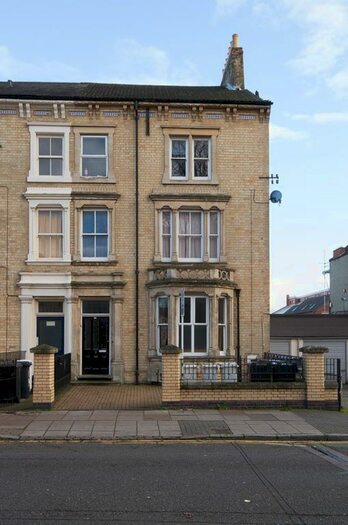 1 Bedroom Flat To Rent In Fosse Road Central, Leicester, LE3