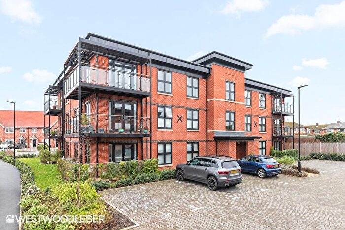 2 Bedroom Flat For Sale In Willow House, The Scholars, Broxbourne, EN10
