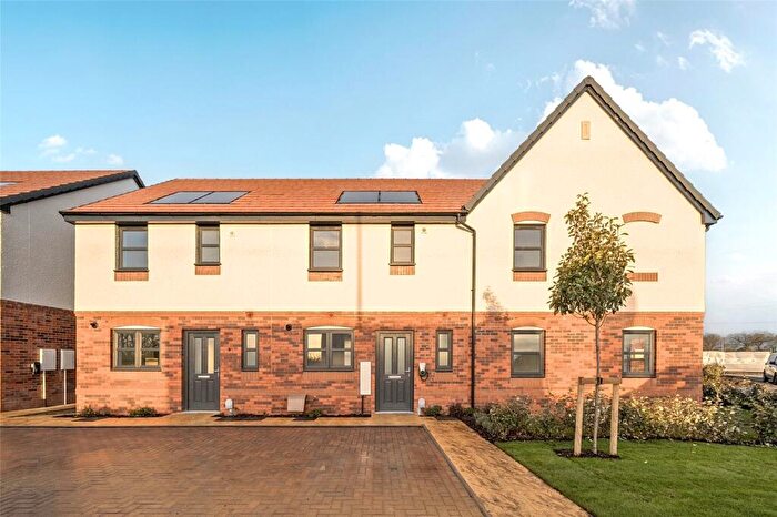 2 Bedroom Terraced House For Sale In Stickford Close, Bedworth, Warwickshire, CV12