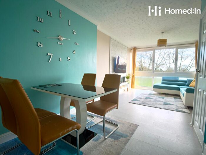 2 Bedroom Maisonette For Sale In Hailey Place, Cranleigh, Surrey, GU6