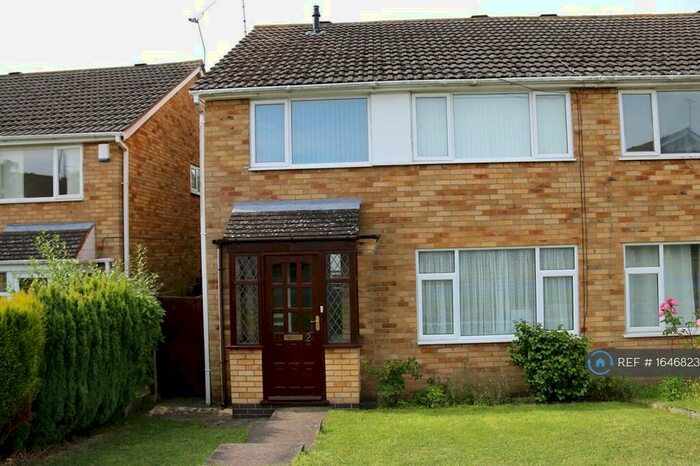 4 Bedroom Semi-Detached House To Rent In Lichen Green, Coventry, CV4