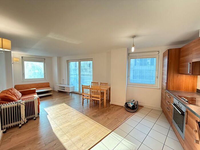 2 Bedroom Flat To Rent In Empire Way, Wembley, HA9