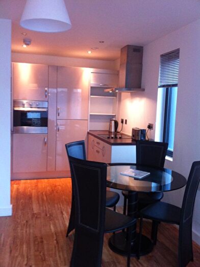 2 Bedroom Flat To Rent In Plaza Boulevard, Sefton Street, Liverpool, L8