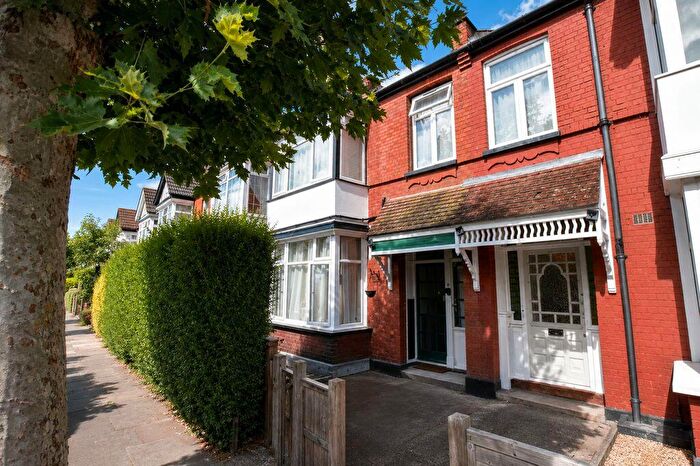 2 Bedroom Flat For Sale In Butler Road, Harrow, HA1