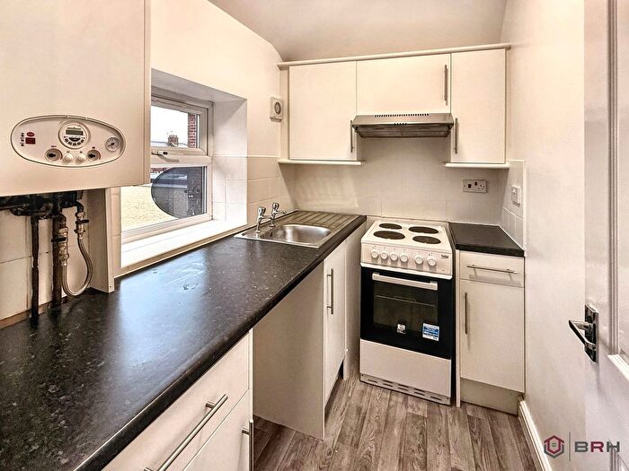 2 Bedroom Flat To Rent In Wellington Road, Doncaster, DN12