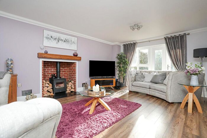4 Bedroom Detached House For Sale In Hall Place, Hoath, CT3