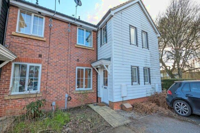 2 Bedroom Terraced House To Rent In Swindale Close, Nottingham, NG2