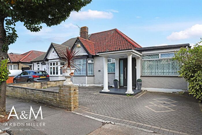 3 Bedroom Semi-Detached Bungalow For Sale In Suffolk Road, Seven Kings, IG3