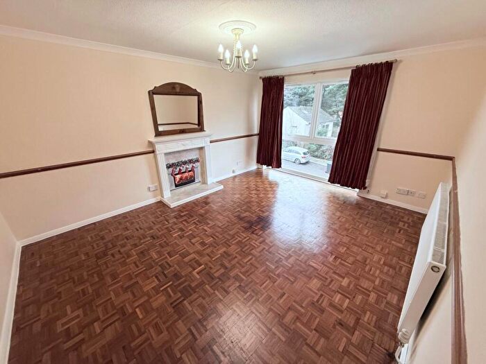 1 Bedroom Flat To Rent In Lucerne Close, London, N13