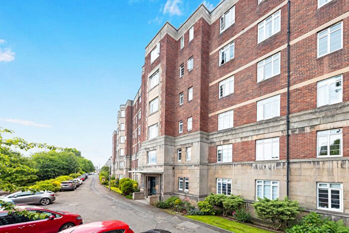 2 Bedroom Flat For Sale In Learmonth Court, Edinburgh, EH4