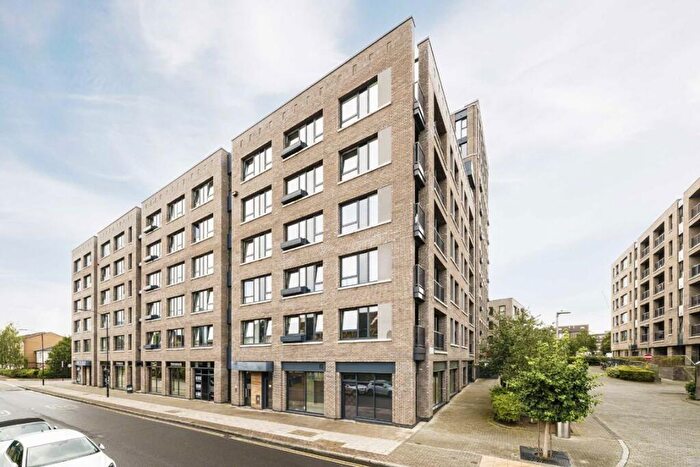 3 Bedroom Flat For Sale In Plough Way, Surrey Quays, SE16